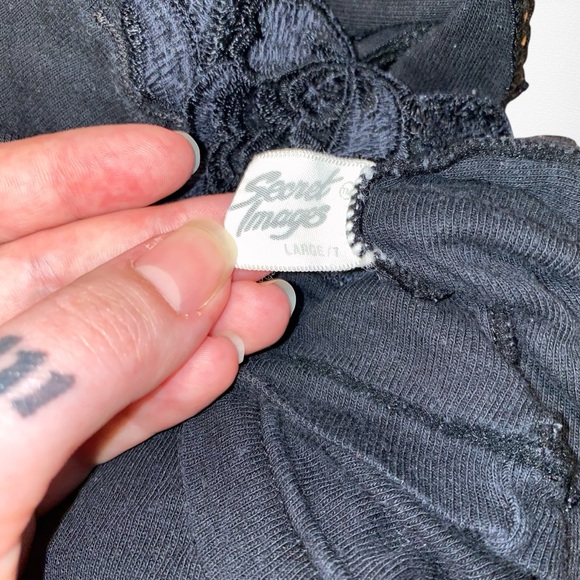 Vintage Black Embroidered Tank Top - Picture 8 of 9